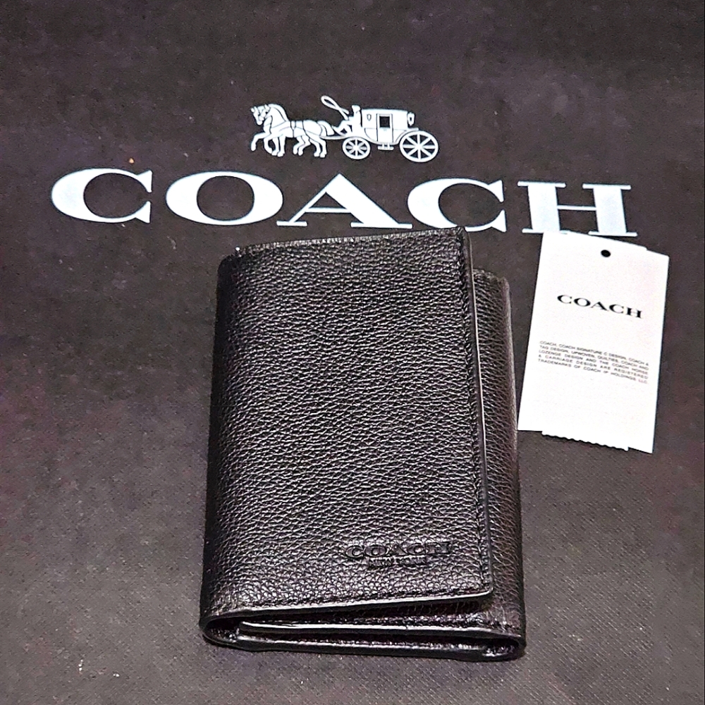 COACH - TRIFOLD WALLET (NWT)
